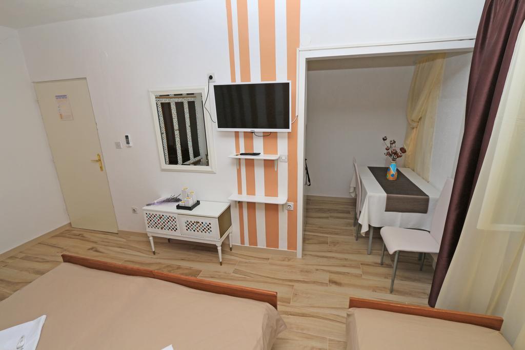 Tatijana Holiday Apartments Makarska Bagian luar foto