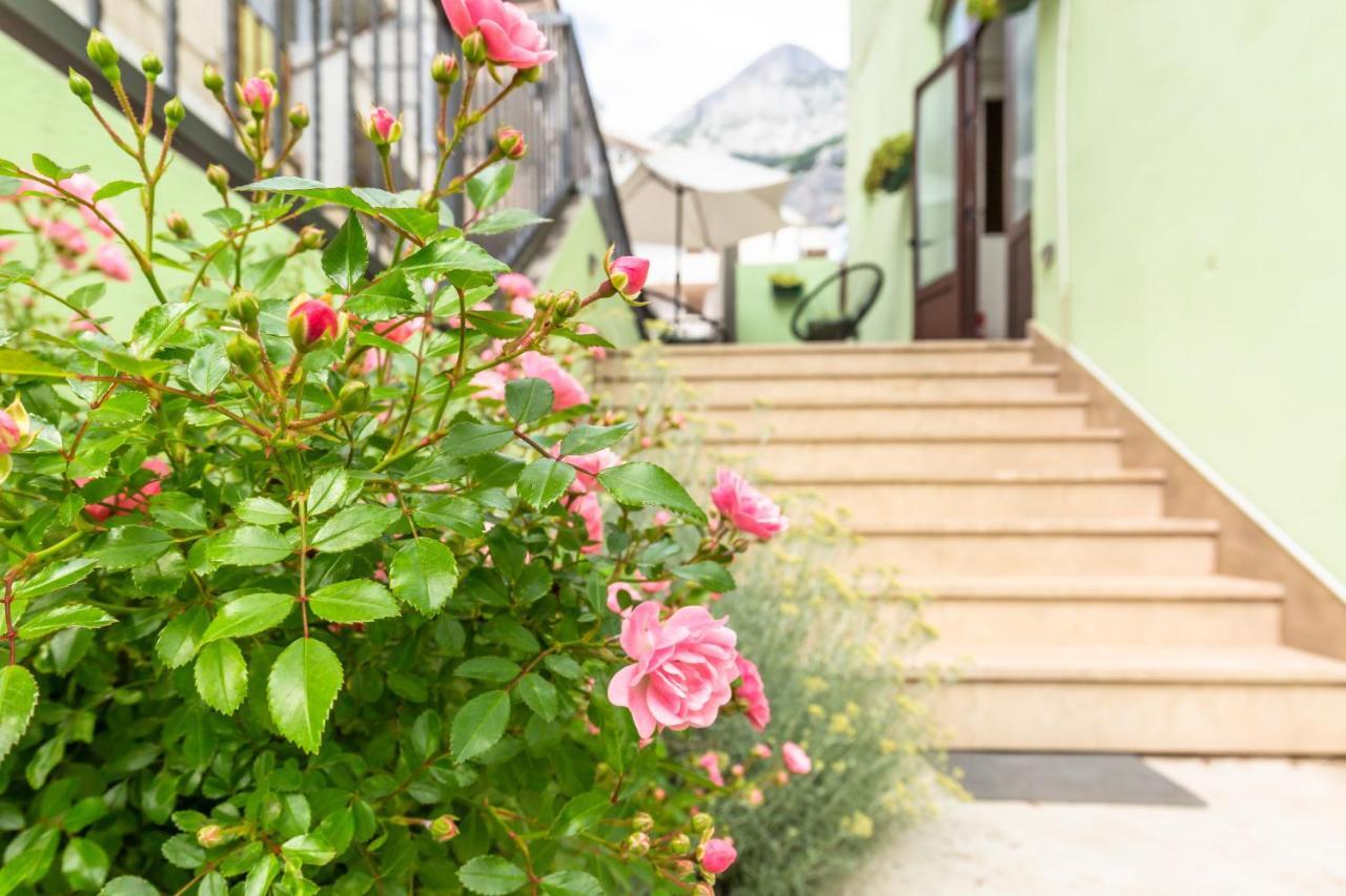 Tatijana Holiday Apartments Makarska Bagian luar foto